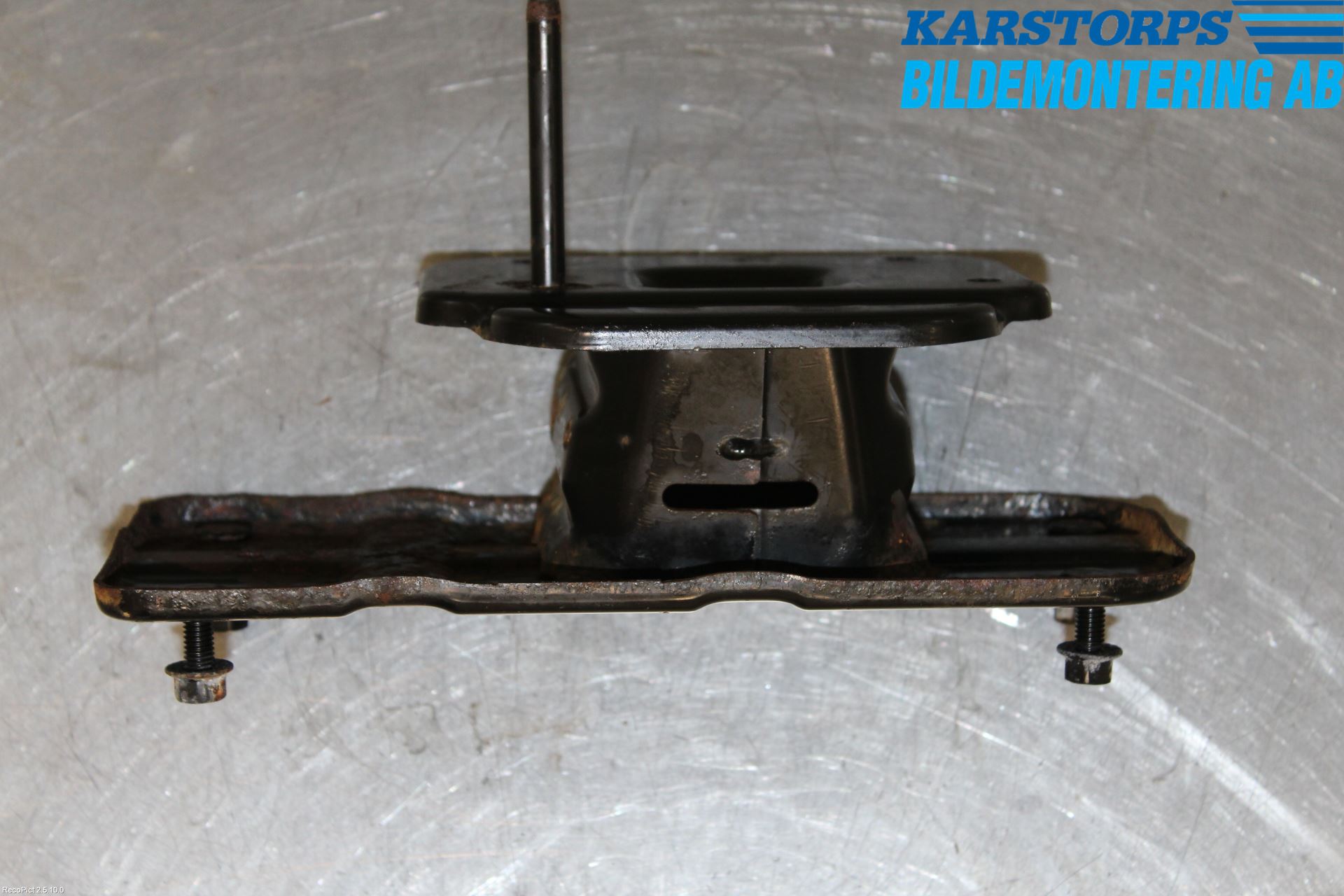 Kia RIO 12-16 Stötfångarbärjärn Bak