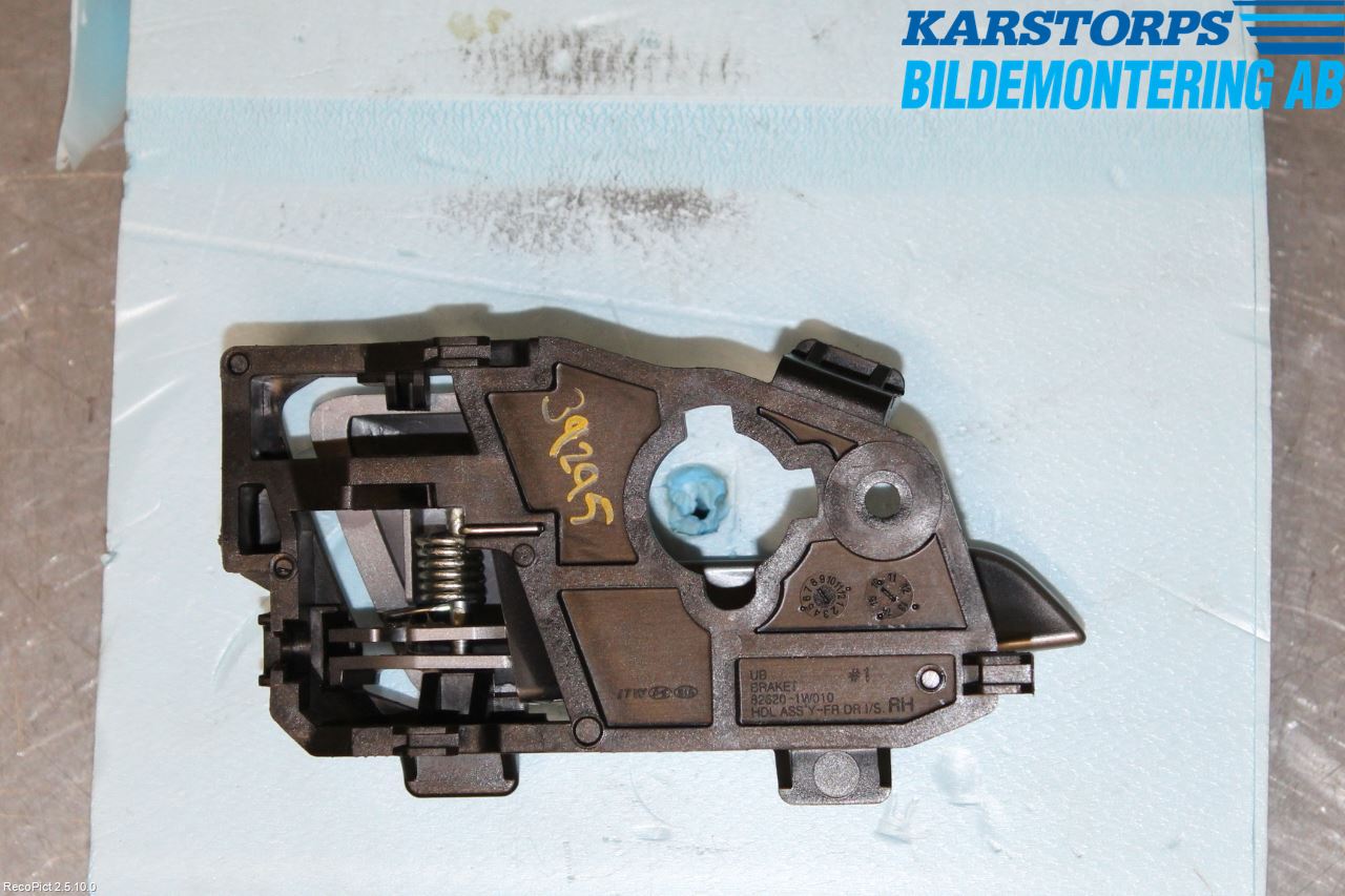 Kia RIO 12-16 Dörrhandtag Inre Hö