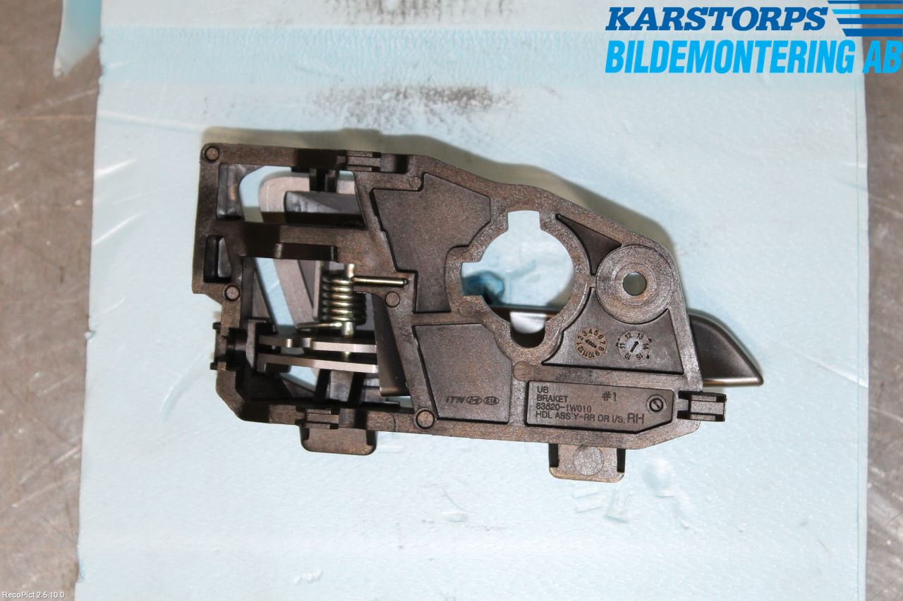 Kia RIO 12-16 Dörrhandtag Inre Hö