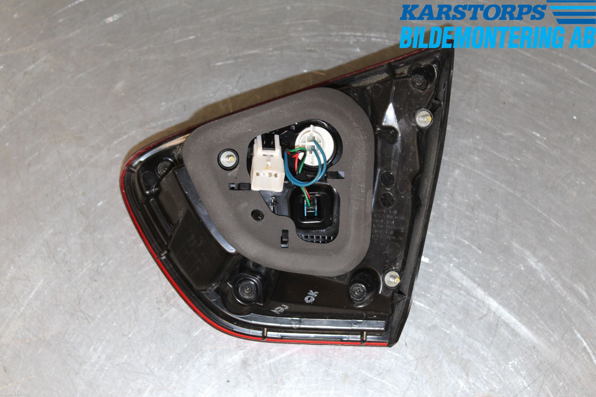 Kia RIO 12-16 Bakljus Lucka Vä