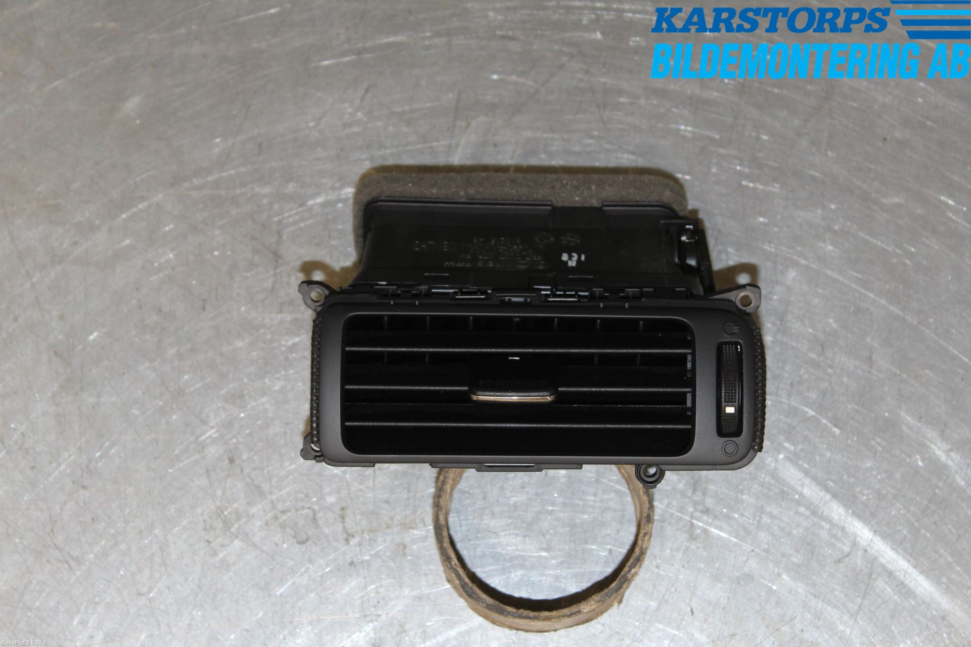 Kia RIO 12-16 Defrosterkanal-Munstycke