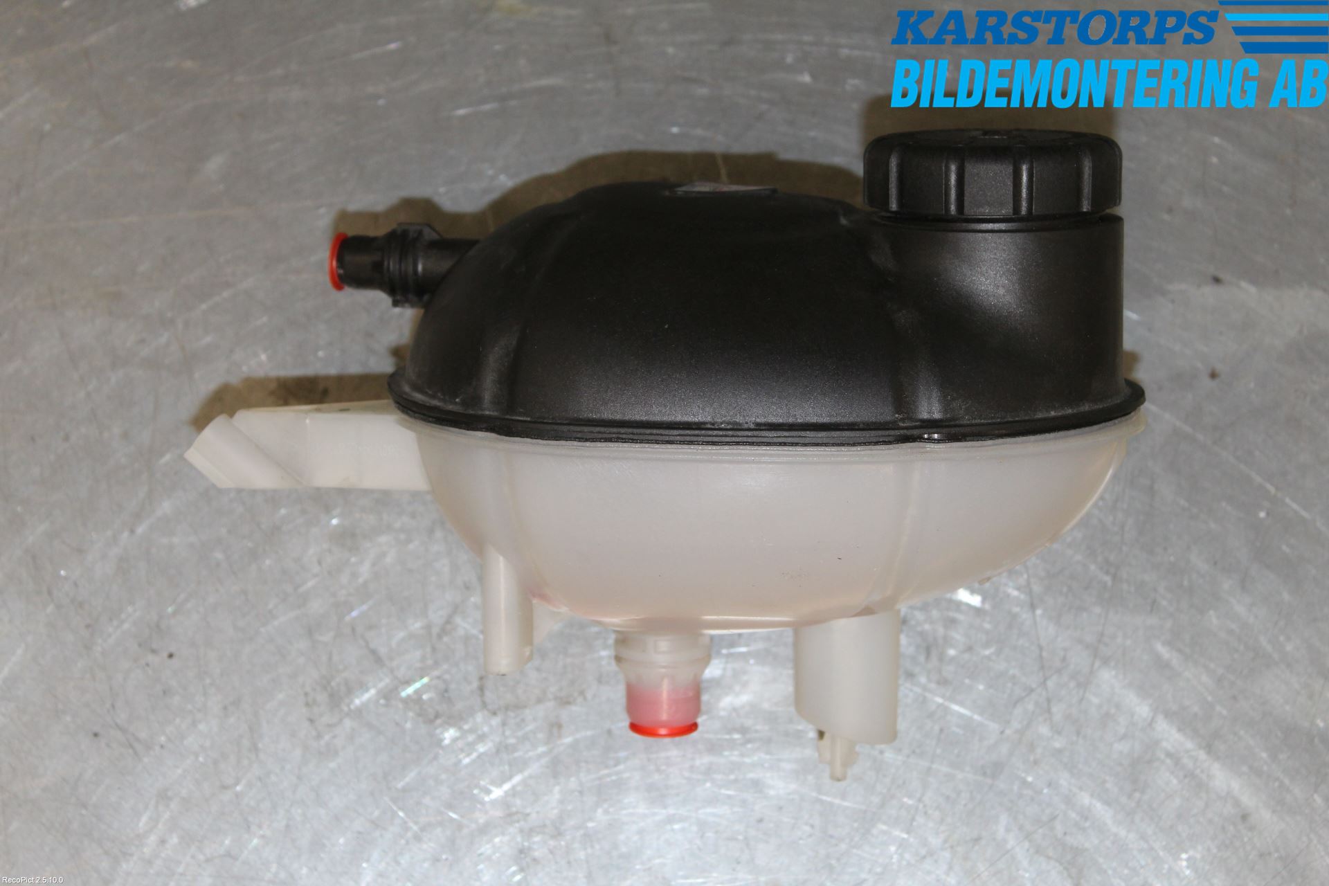 Mercedes-Benz MB C-KLASS (W205) 14-21 Expansionstank