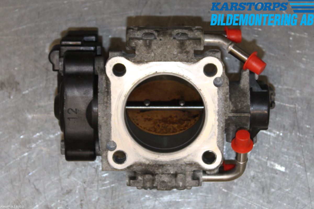 Toyota AVENSIS 07-08 Injspjällhus