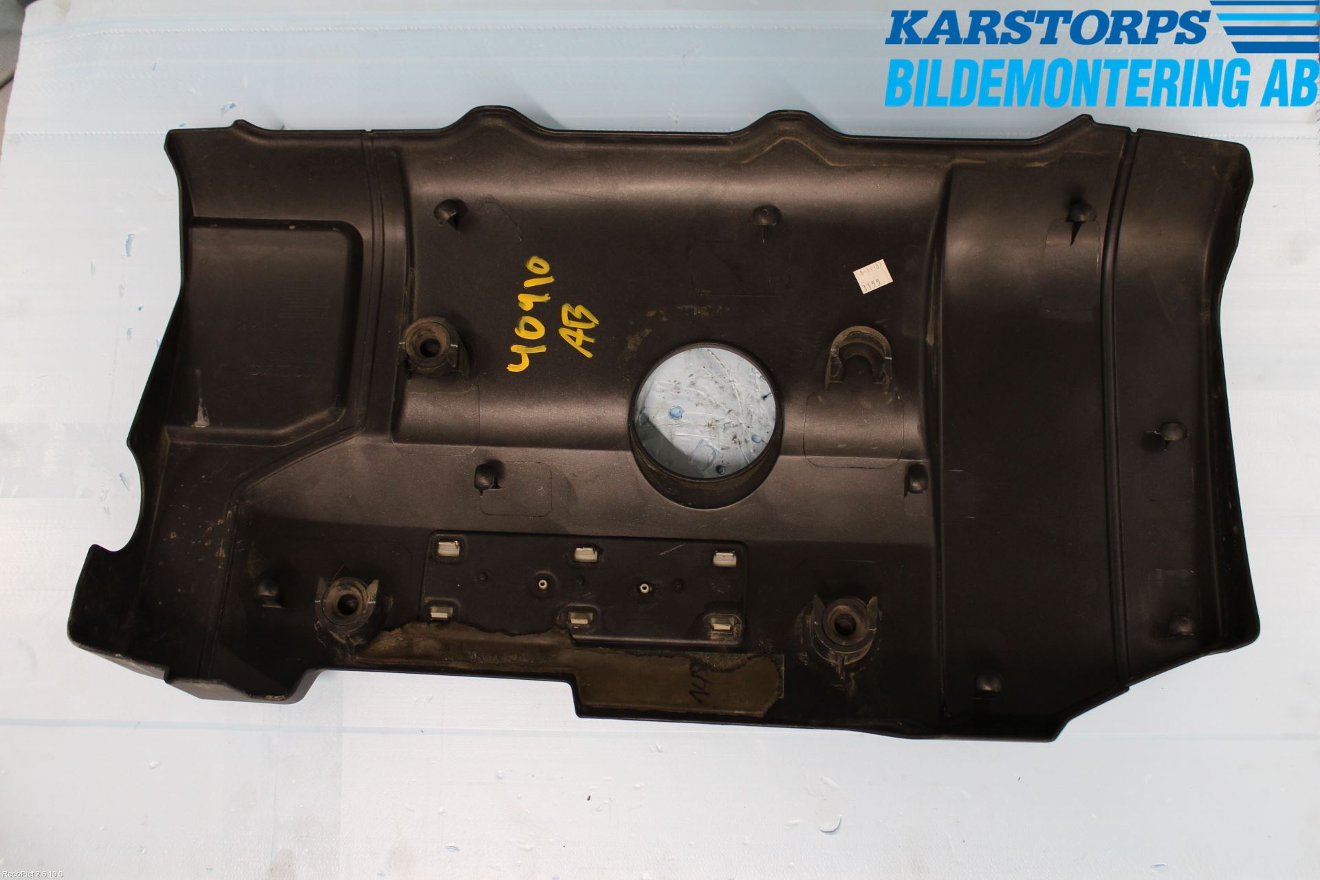 Volvo V70 08-13 Motorkåpa