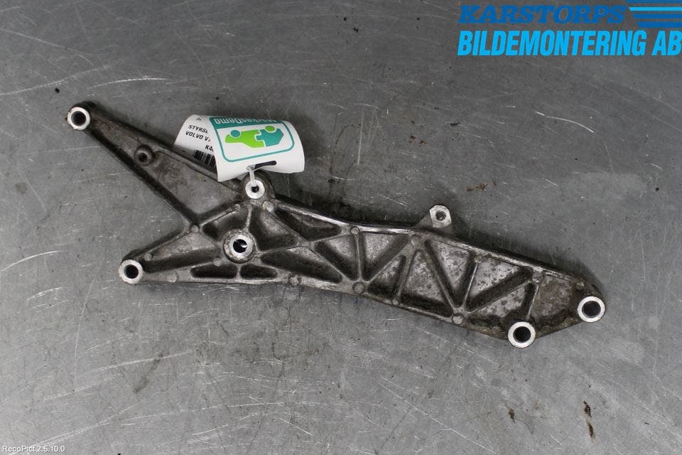 Volvo V70 08-13 Styrservopumpsfäste