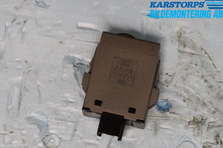 Ford FOCUS 08-11 Strömställare Stolvärme