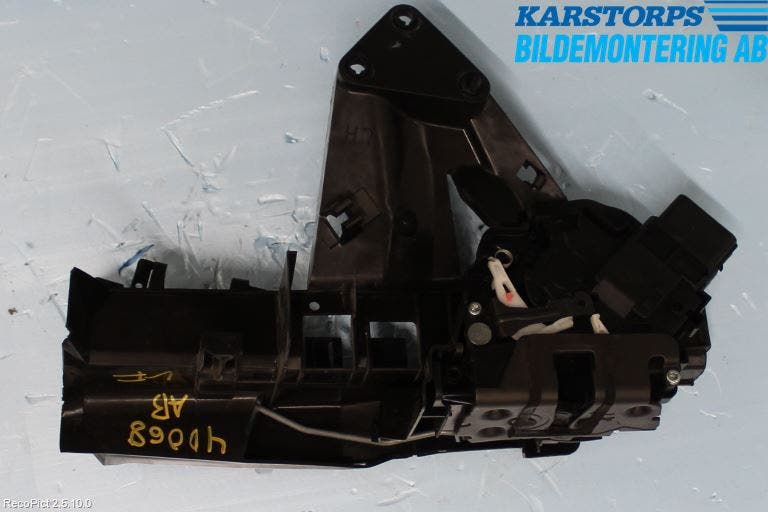 Ford FOCUS 08-11 Låskista-Dörrlås