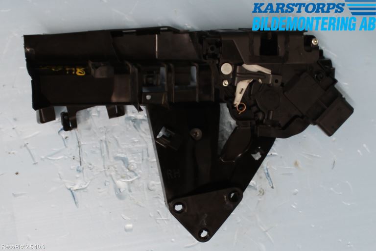 Ford FOCUS 08-11 Låskista-Dörrlås