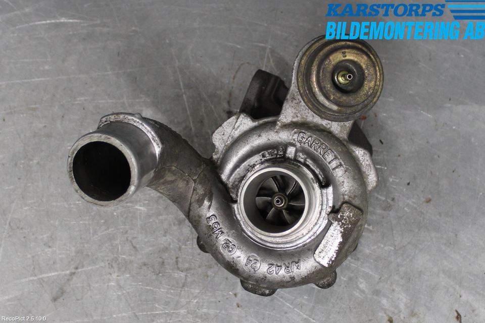 Renault TRAFIC   02-14 Turboaggregat