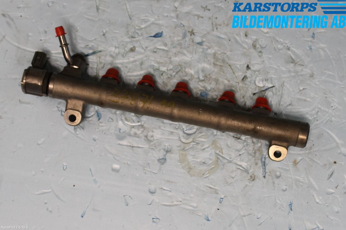 Volvo XC70 14-16 Inj. Fuelrail