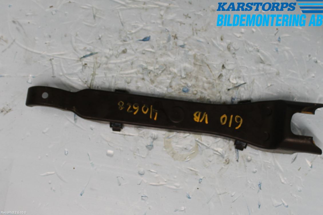 Mercedes-Benz MB C-KLASS (W205) 14-21 Momentstag Bak