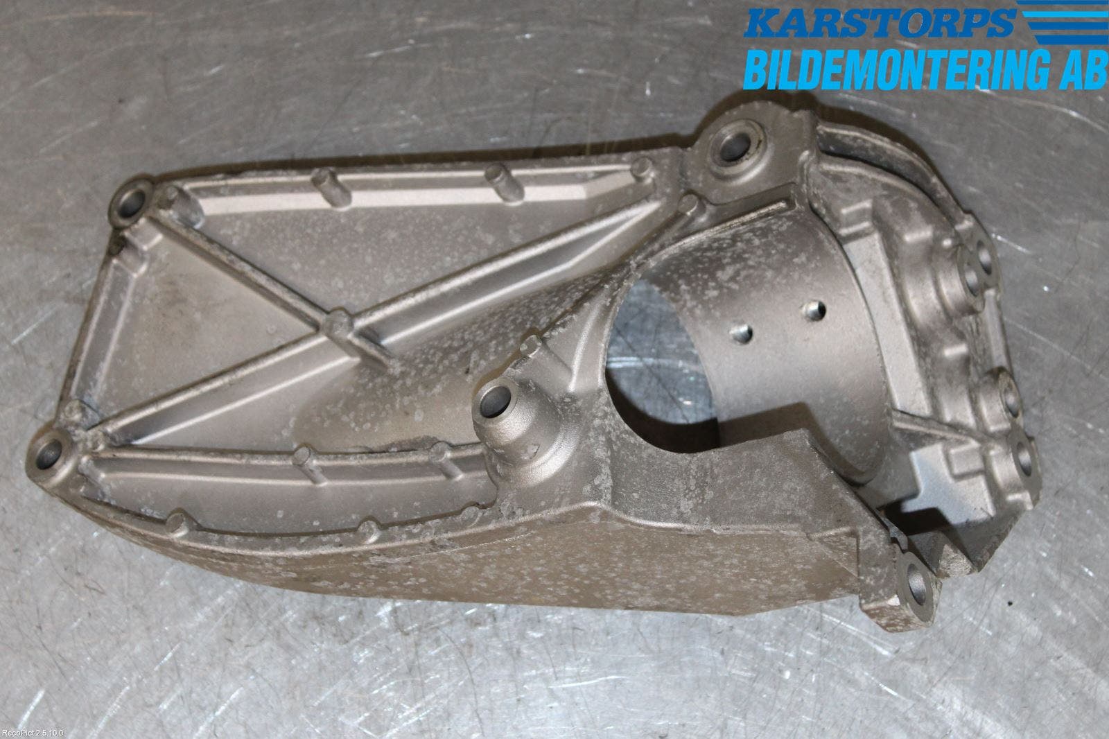 Volvo XC70 14-16 Motorfäste