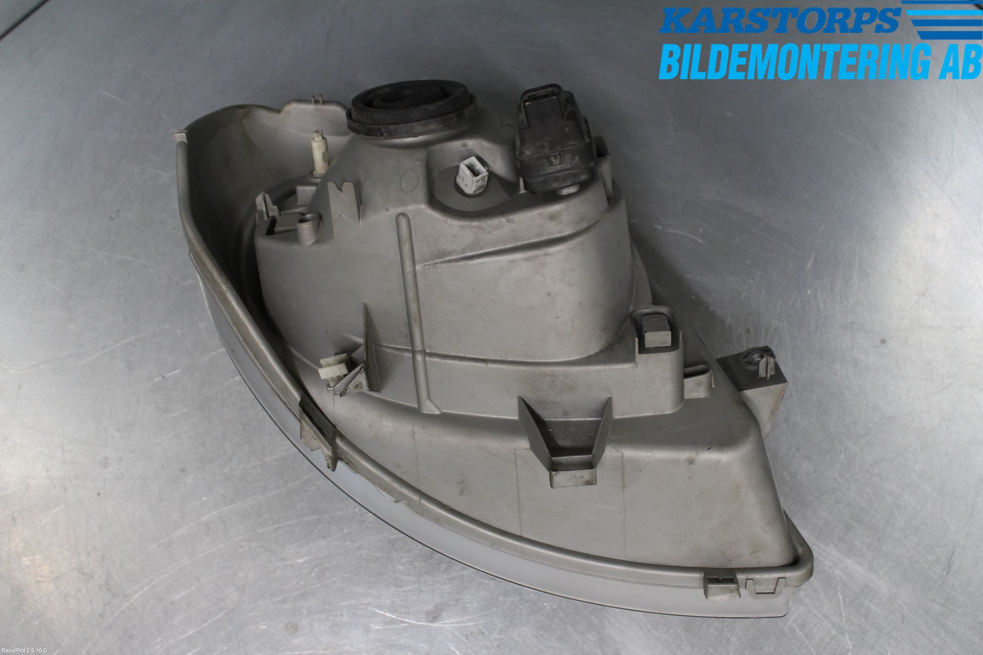 Renault TRAFIC   02-14 Strålkastare Vänster