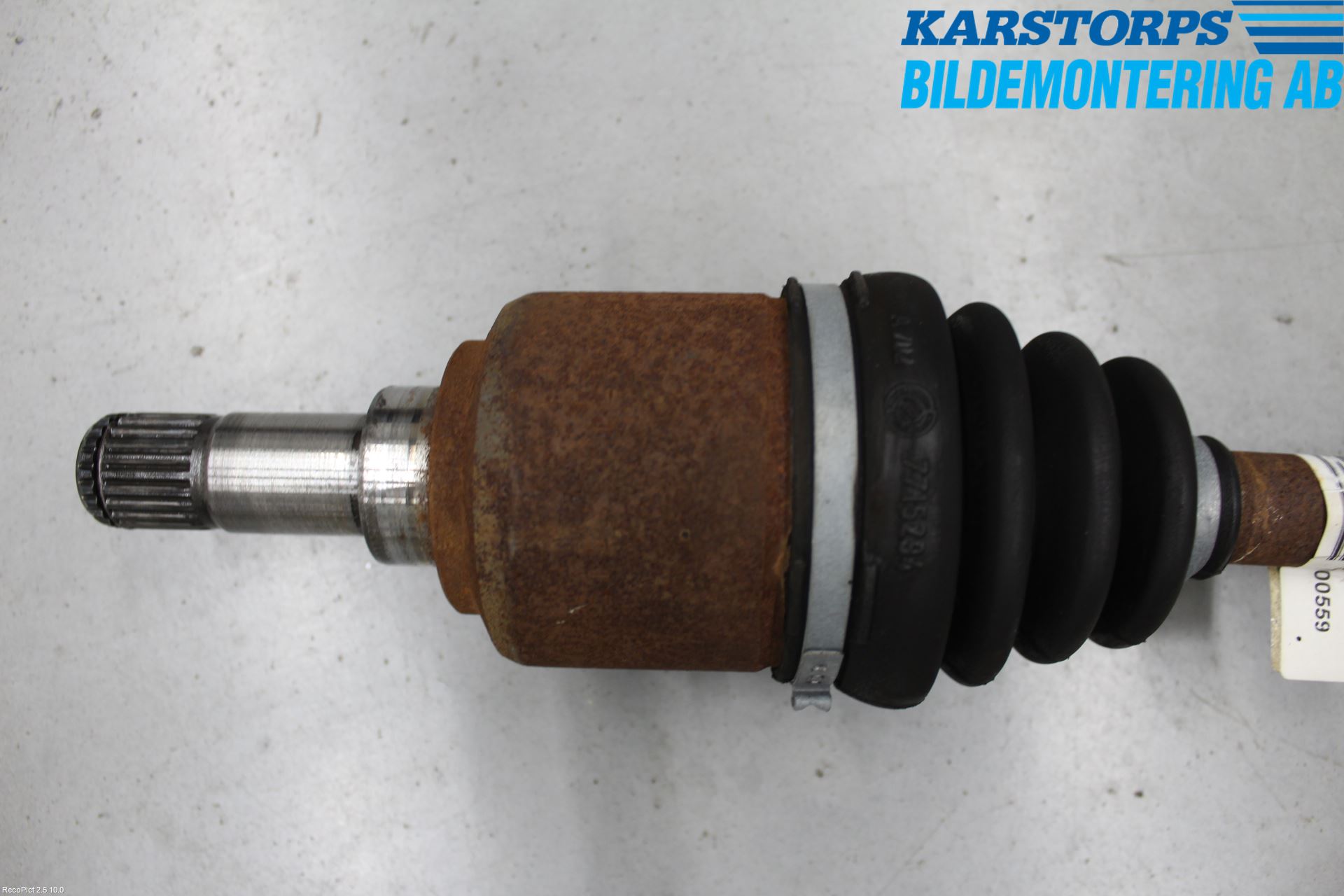 Fiat PUNTO 00-18 Drivaxel Fram Höger