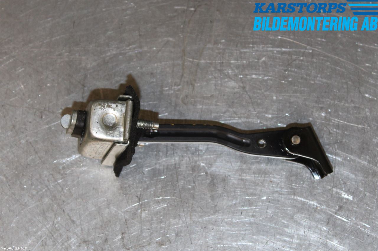 Ford FOCUS     04-07 Dörrstopp