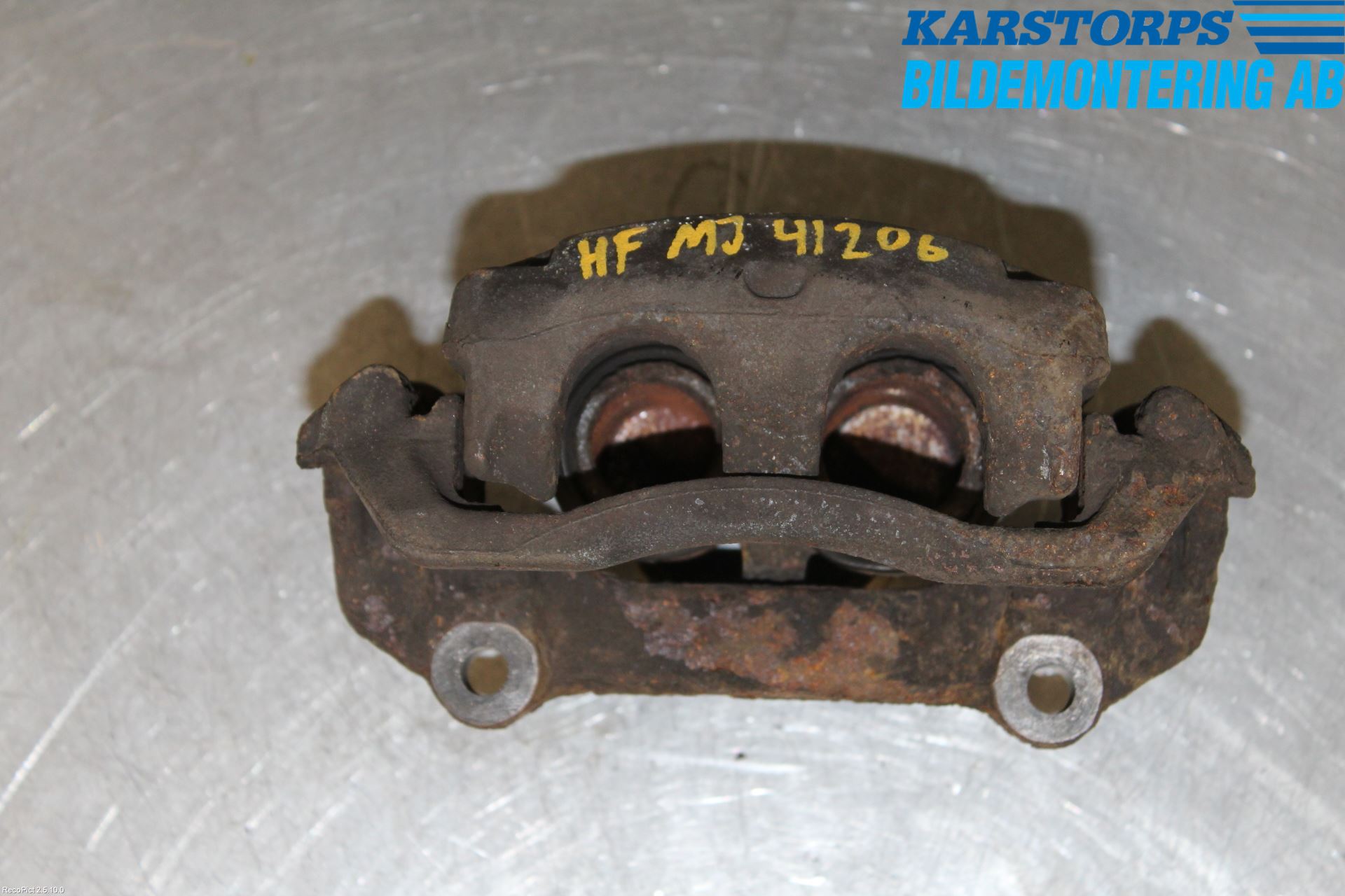 Renault TRAFIC   02-14 Bromsok Fram Höger