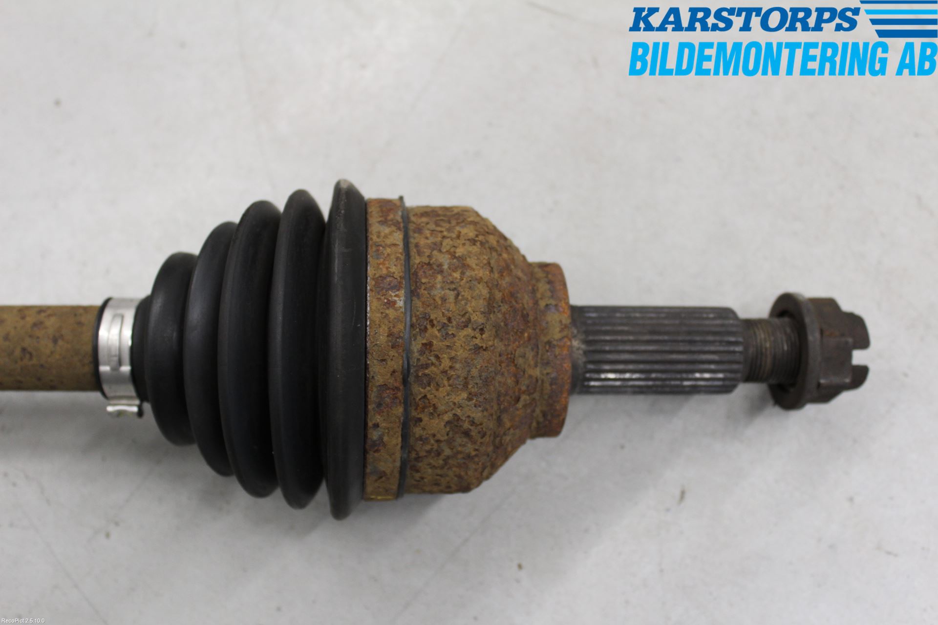 Renault TRAFIC   02-14 Drivaxel Fram Höger