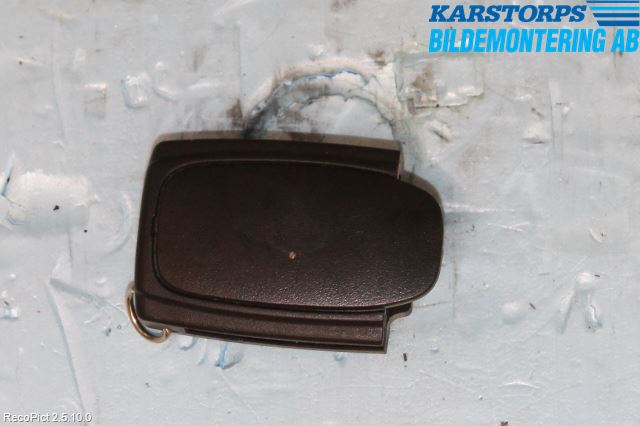 Volvo XC70 05-07 Fjärrkontroll Larm-Centrallås