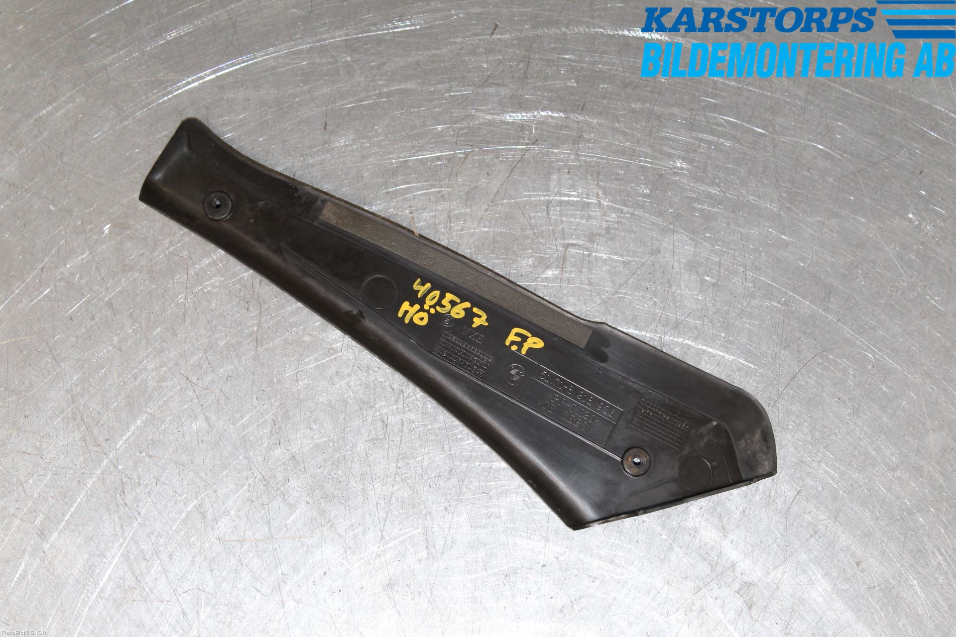 BMW 5 E39 95-04 Inrbagagerumklädsel-Golv