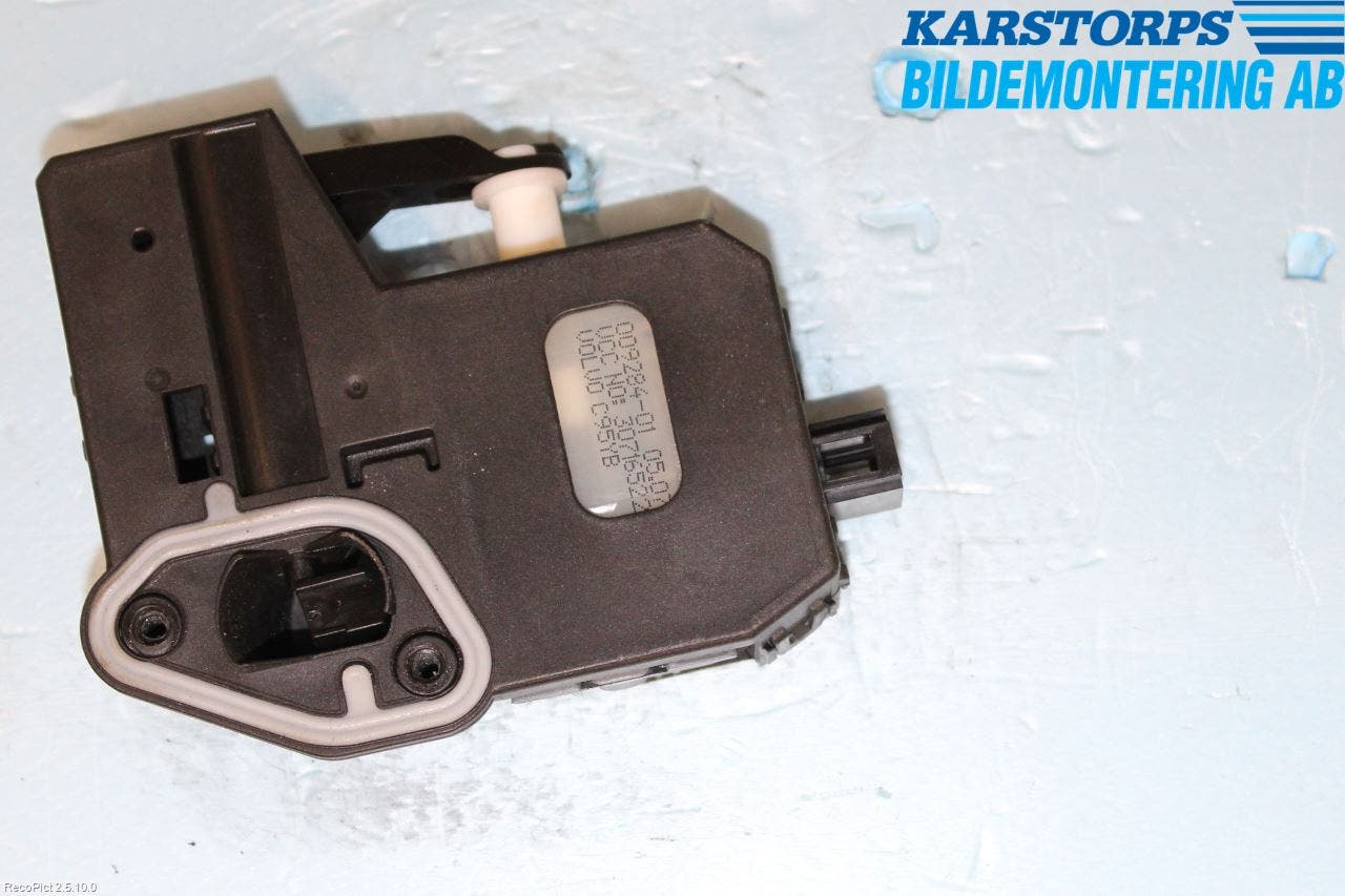 Volvo C30 10-13 Centrallåsmot Tanklucka