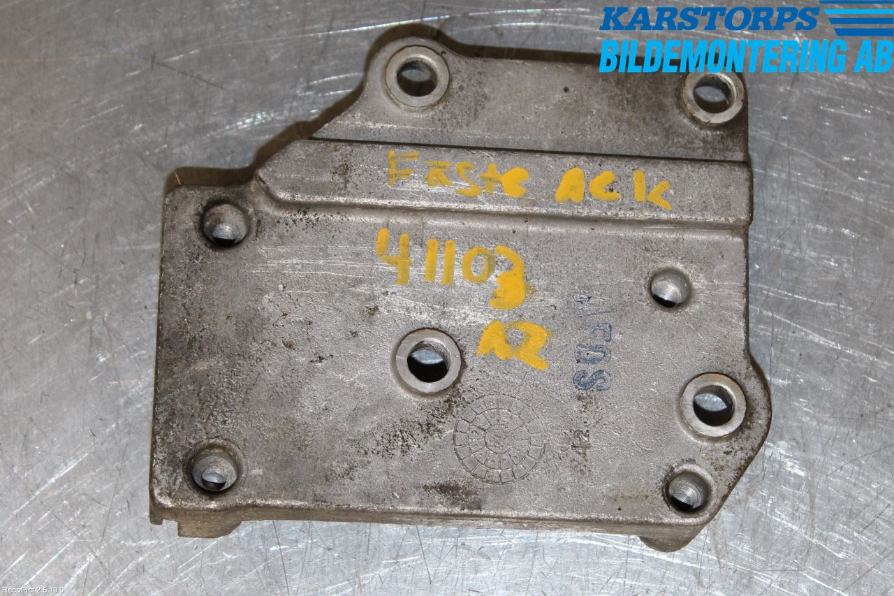 Hyundai SANTA FE  00-06 Ac Kompressor-Fäste