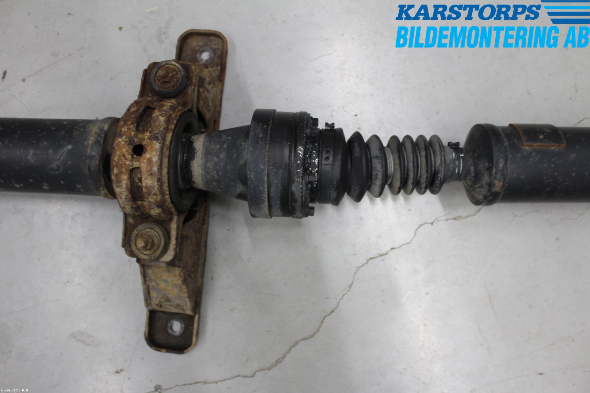 Hyundai SANTA FE  00-06 Mellanaxel Komp