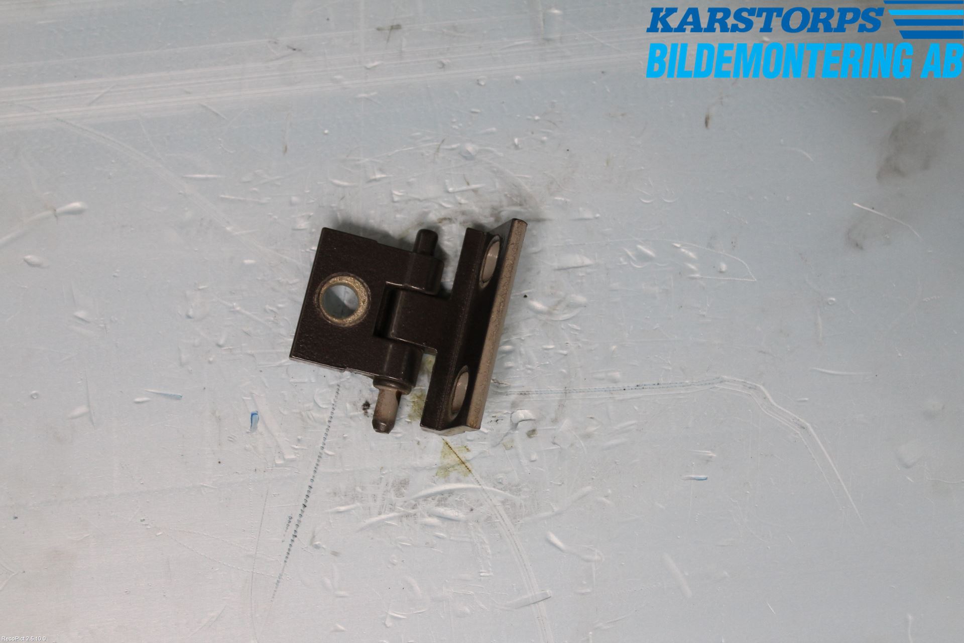 Volvo V70 00-04 Dörrgångjärn