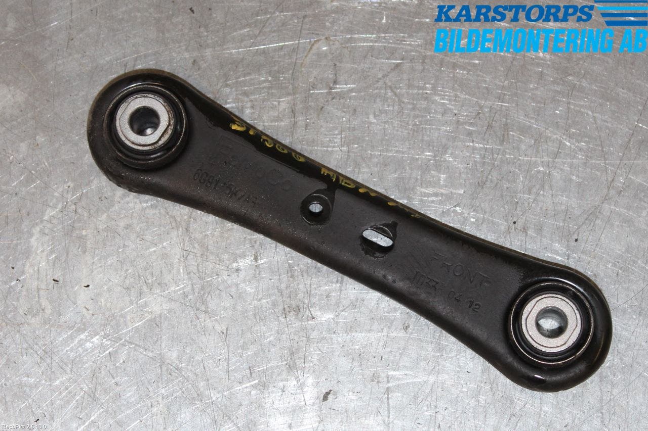 Volvo V60 11-13 Momentstag Bak