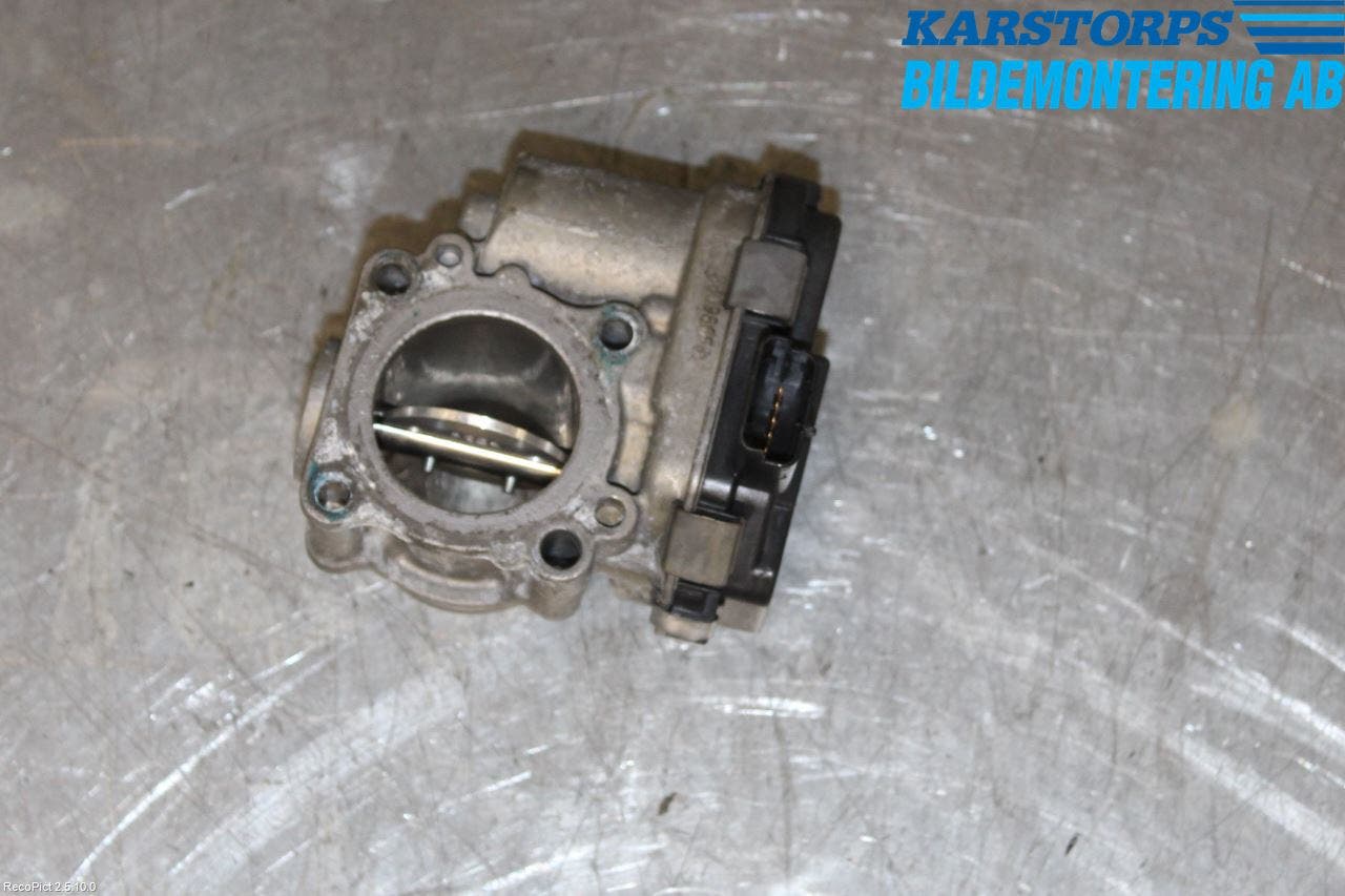 Volvo V60 11-13 Injspjällhus