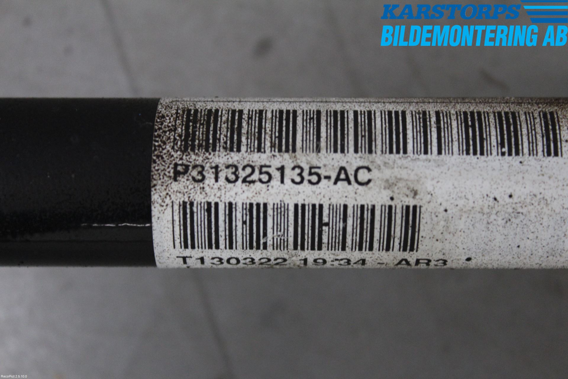 Volvo V60 11-13 Drivaxel Bak Höger