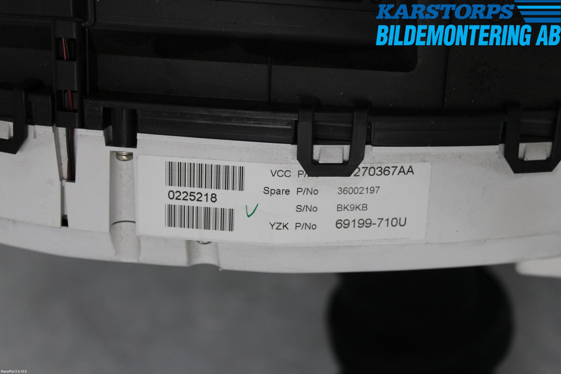 Volvo XC70 08-13 Instrument Komb