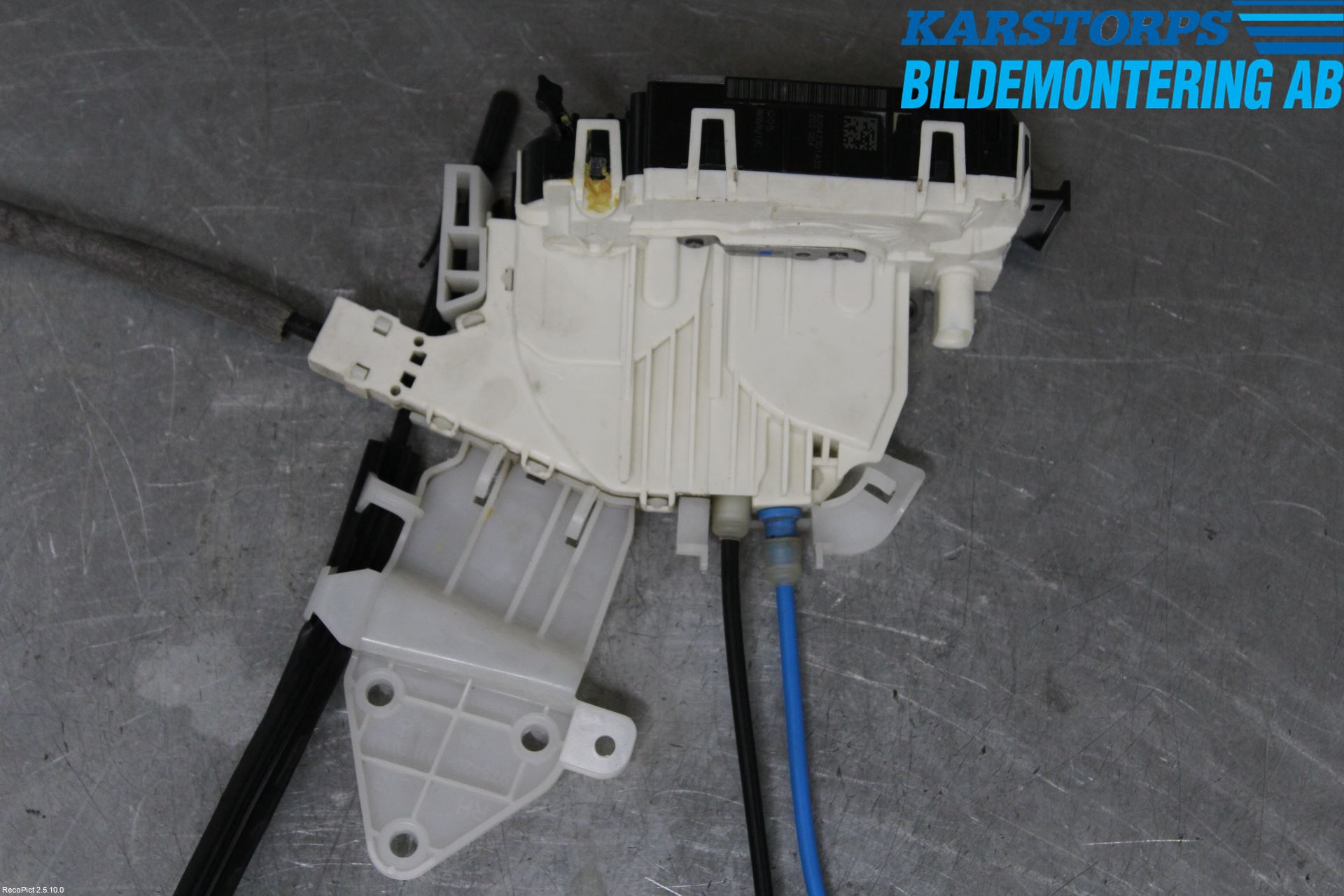 Mercedes-Benz MB E-KLASS (W212) 09-16 Låskista-Dörrlås