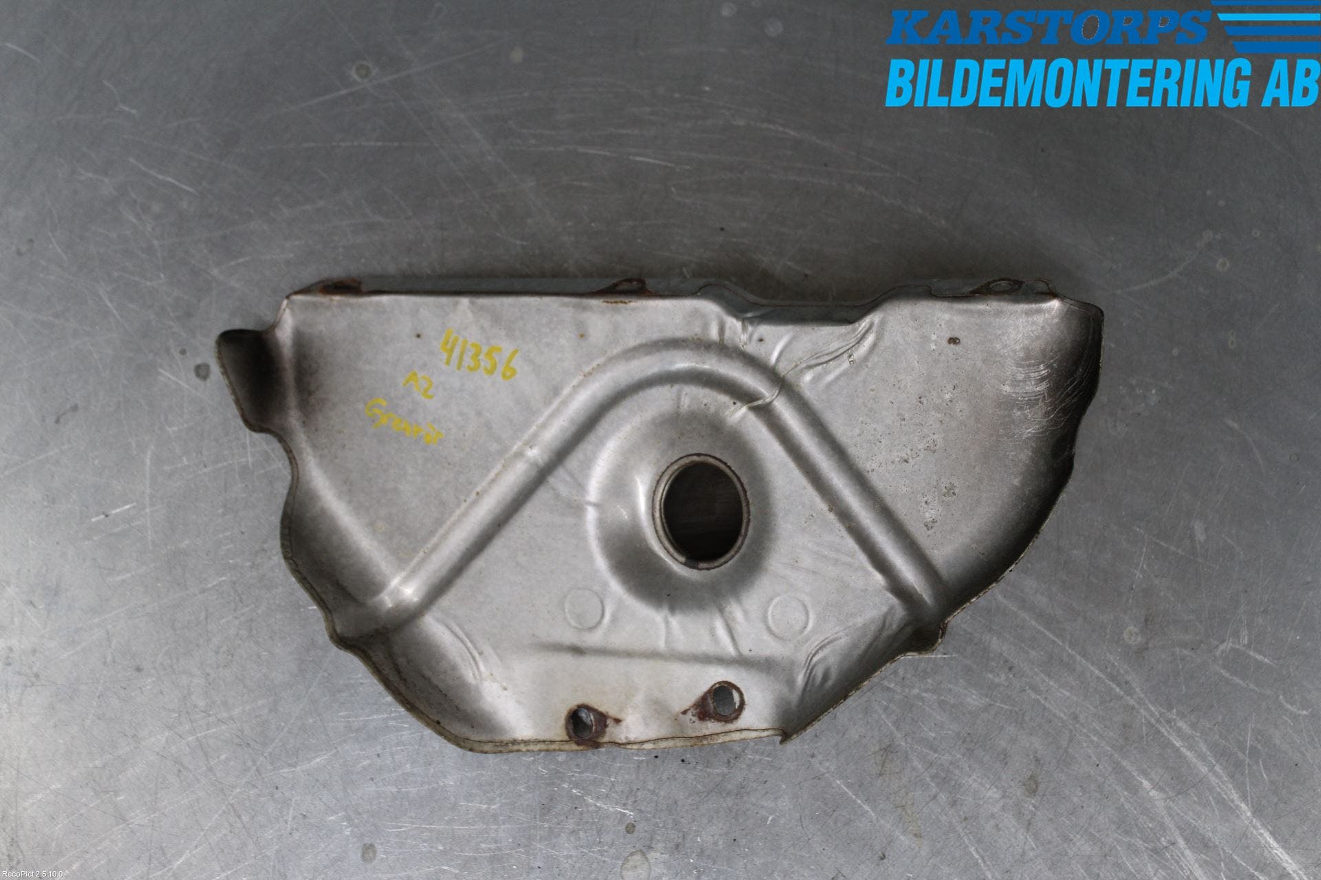 Volvo V70 05-08 Avgas Förvärmningsplåt