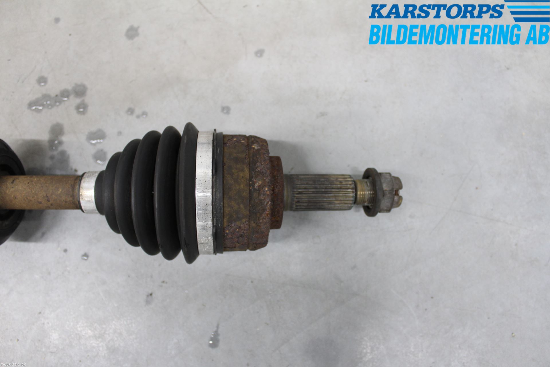 Dacia DOKKER 13- Drivaxel Fram Höger