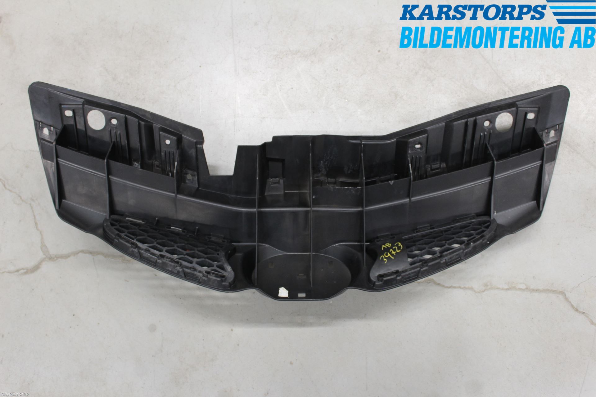 Toyota AYGO 06-14 Grill Komp