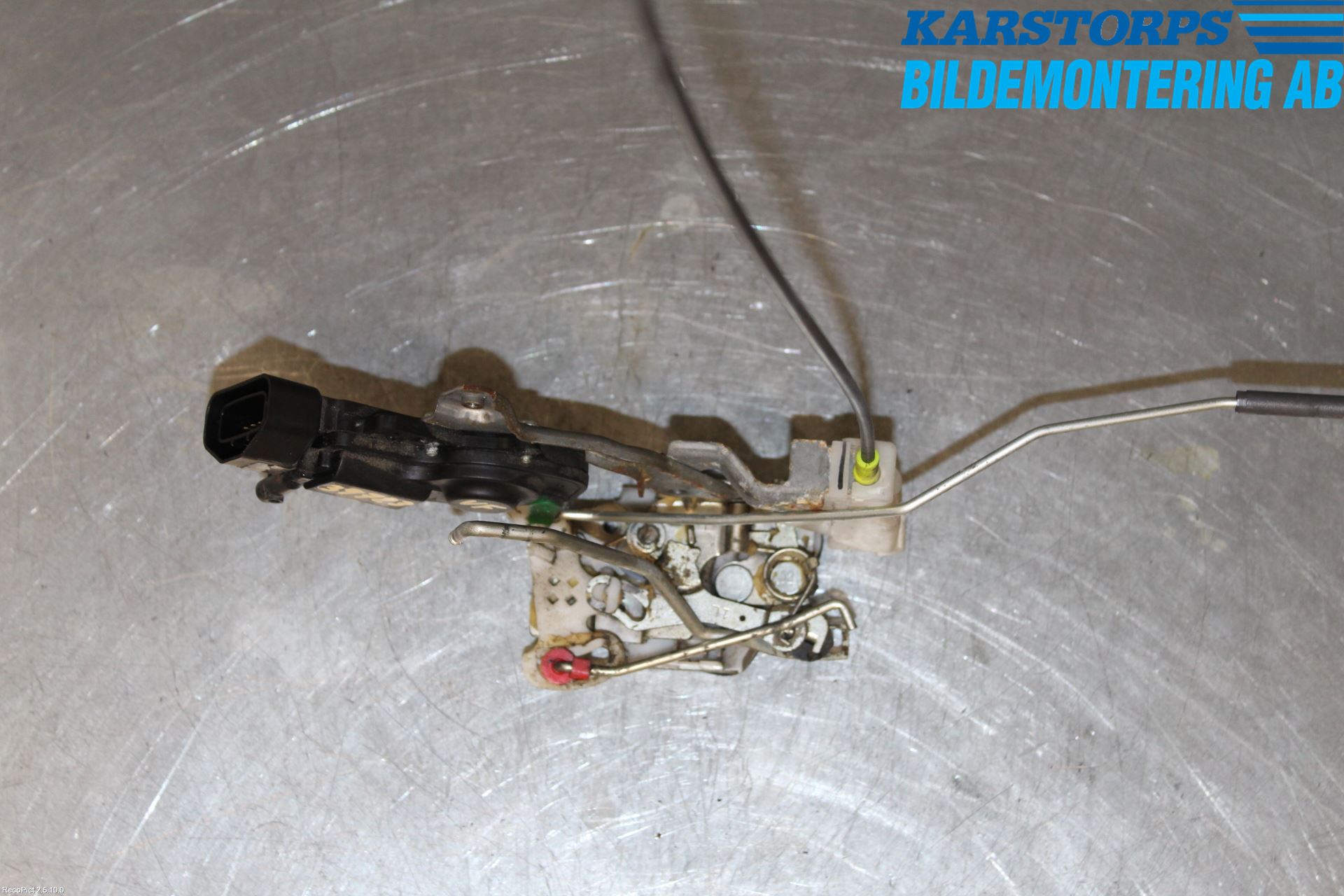 Toyota AYGO 06-14 Låskista-Dörrlås