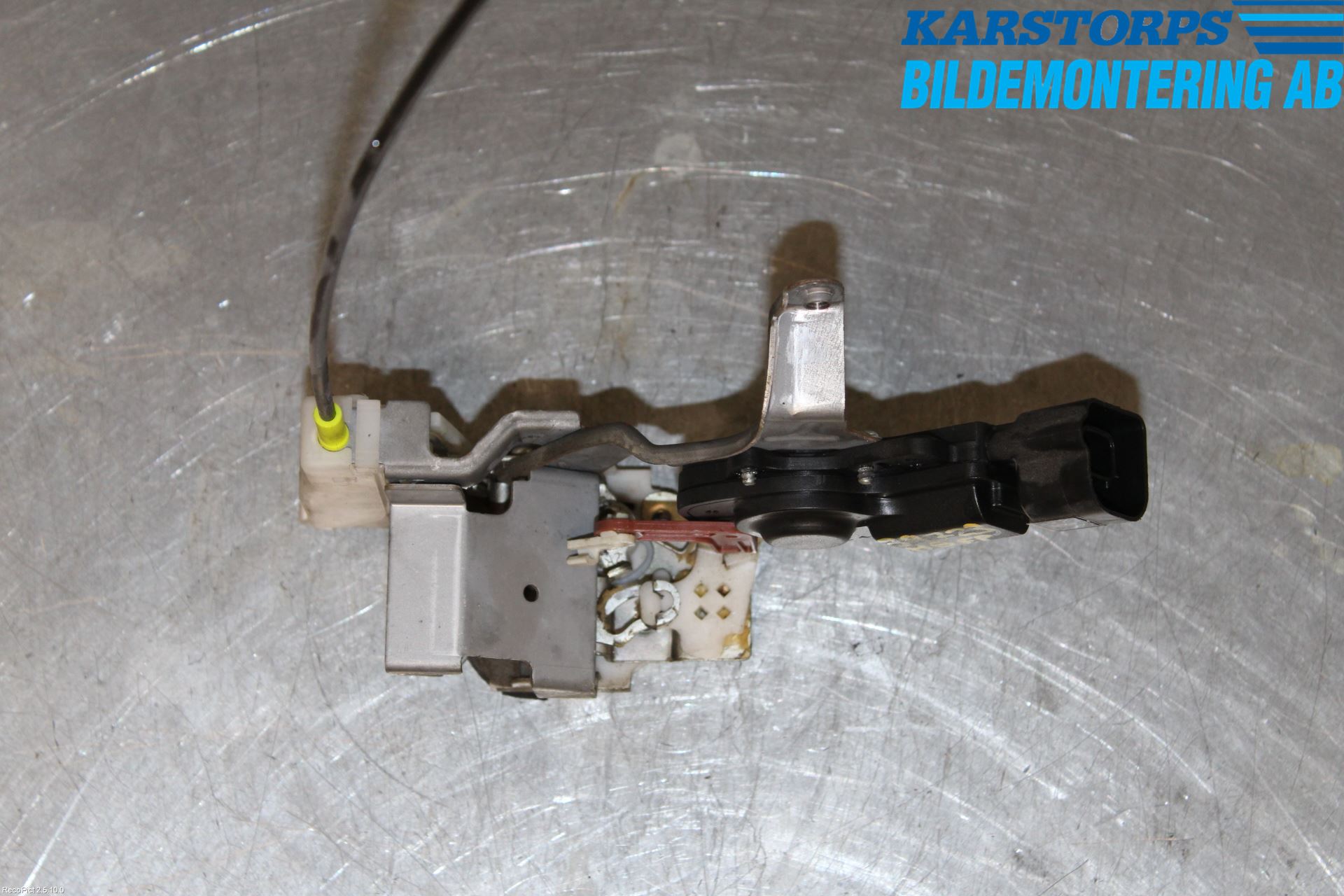 Toyota AYGO 06-14 Låskista-Dörrlås