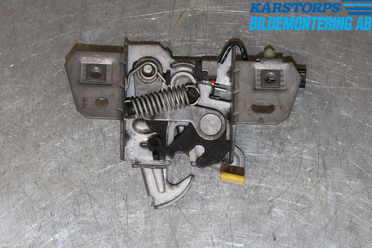 Volvo S40 04-07 Huvlås