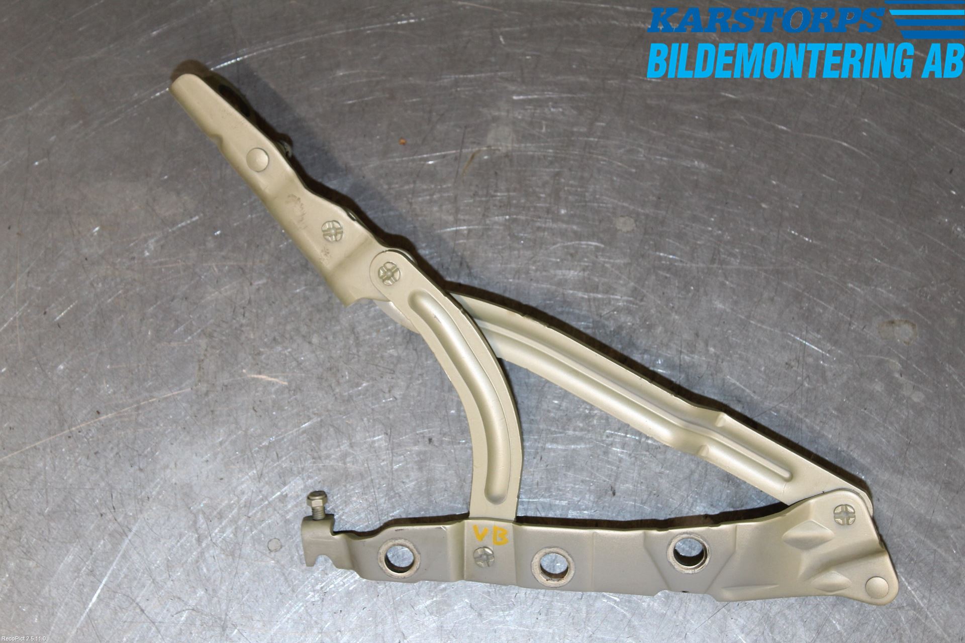 Volvo S40 04-07 Bakluckegångjärn Vä