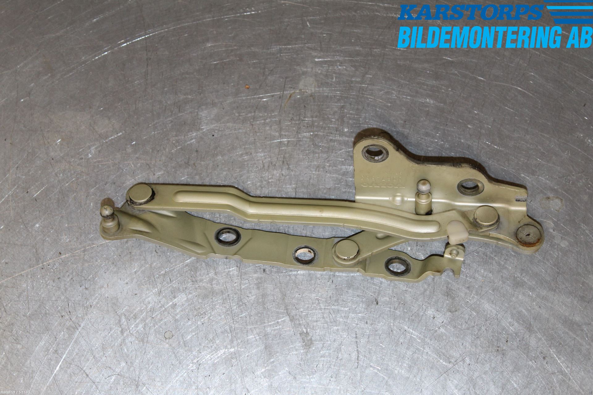 Volvo S40 04-07 Bakluckegångjärn Vä