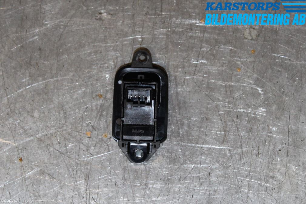 Volvo V50 08-12 Strömställare Elhiss