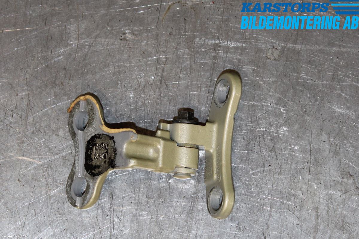 Volvo S40 04-07 Dörrgångjärn