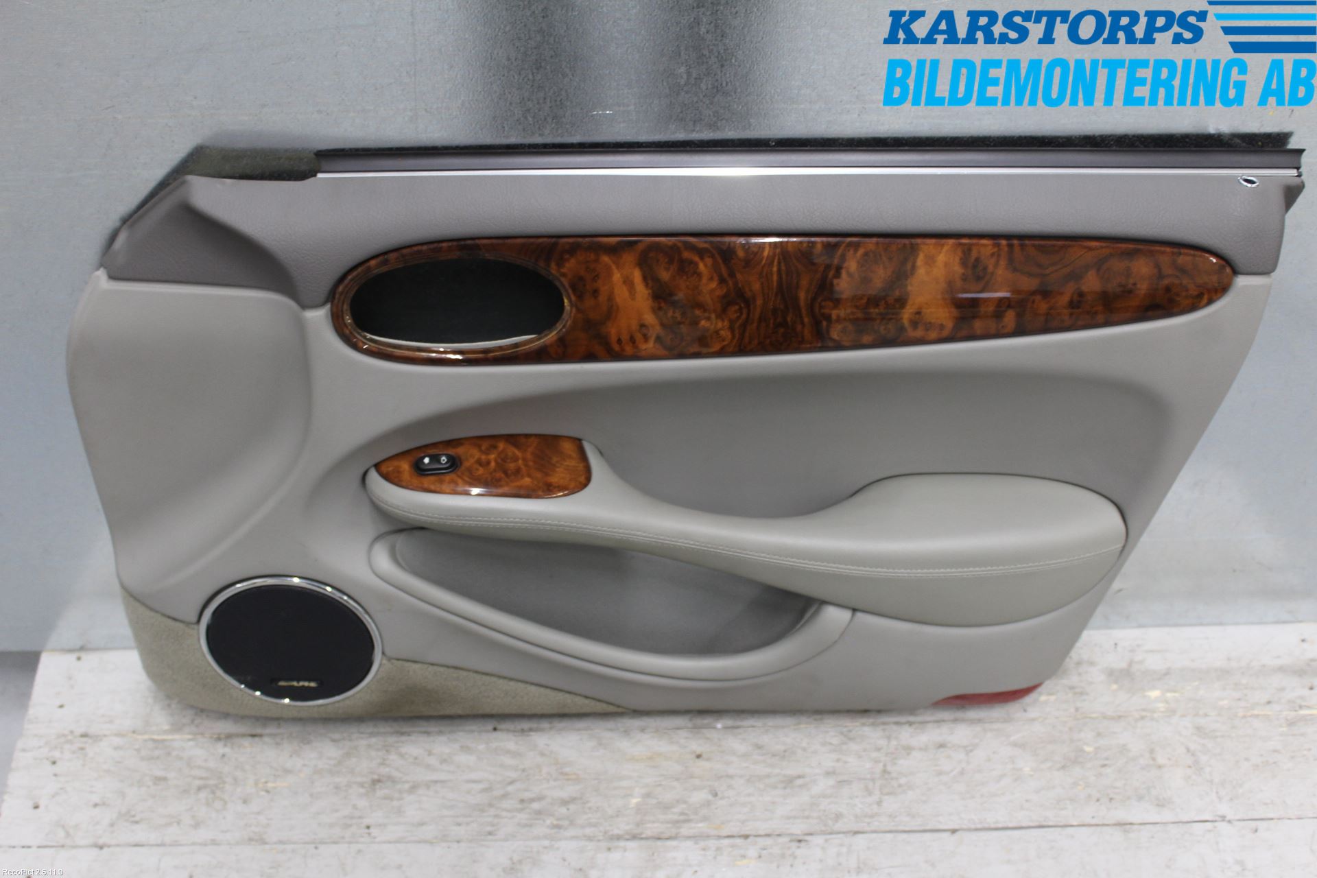 Jaguar XJ X308        98-02 Dörrklädsel Hö