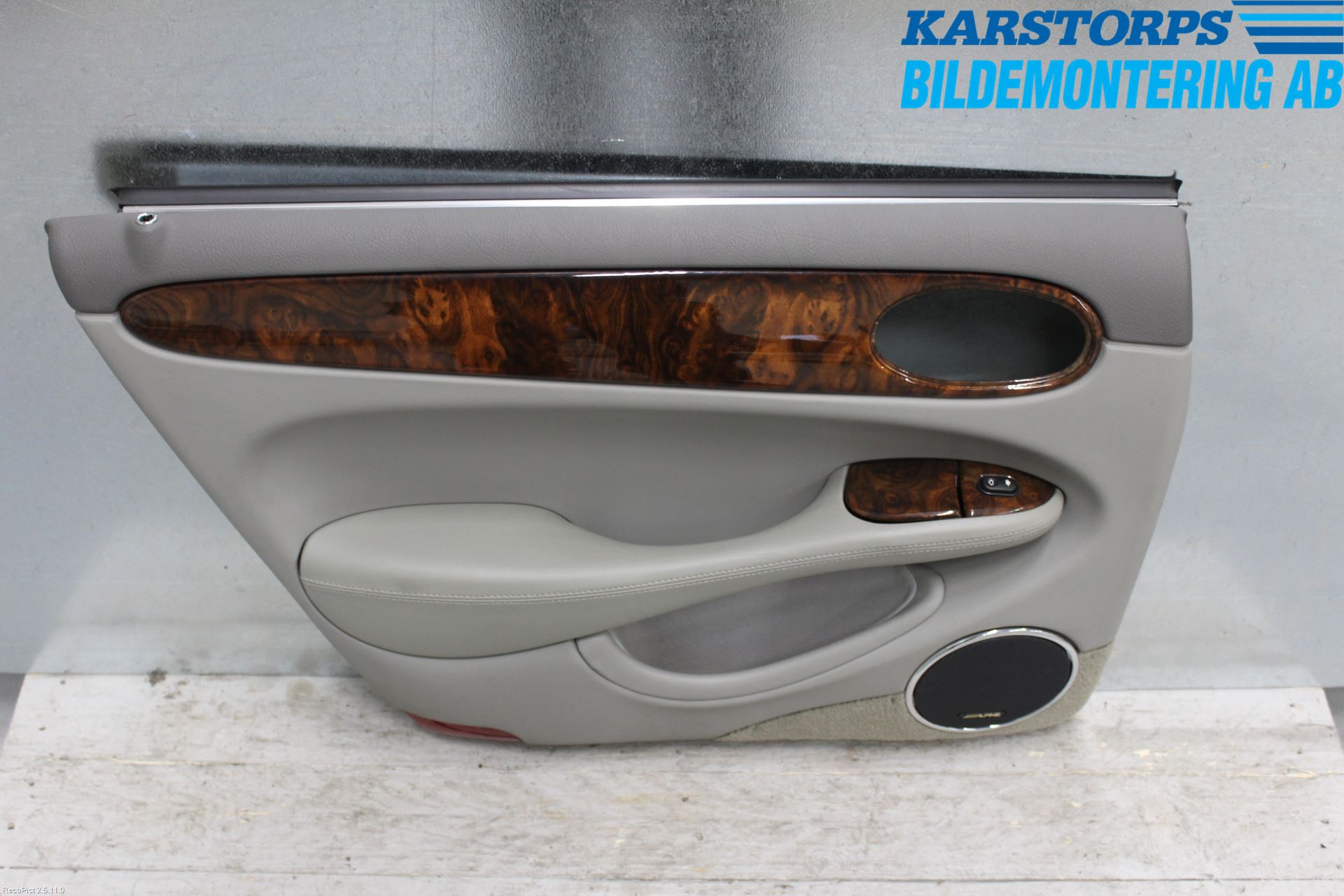 Jaguar XJ X308        98-02 Dörrklädsel Vä