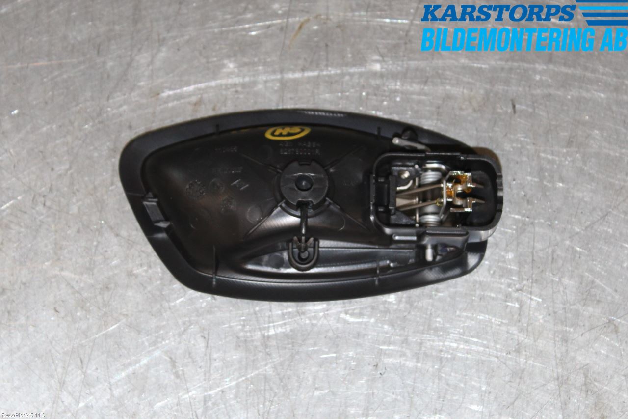 Renault CLIO IV 12-16 Dörrhandtag Inre Vä