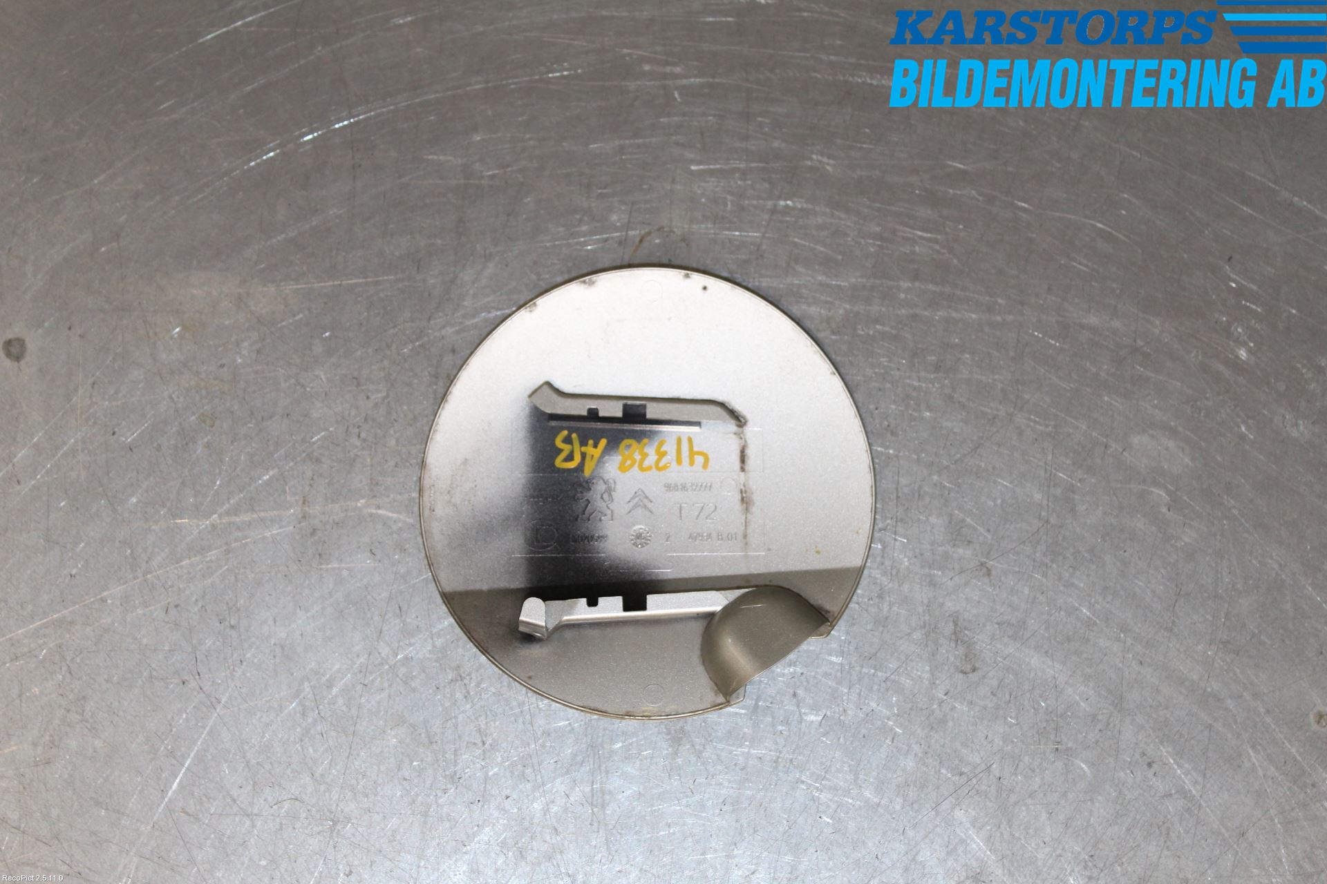 Peugeot 308 08-13 Tanklucka