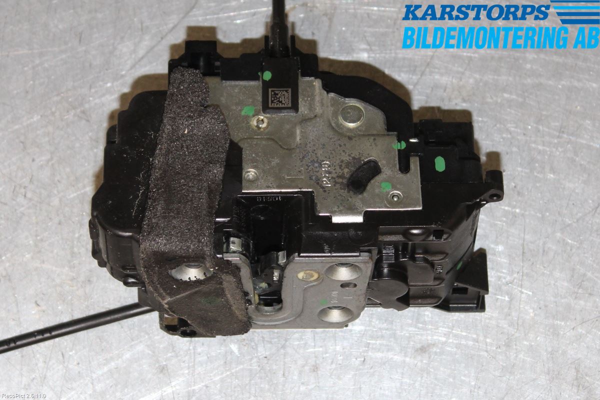 Renault MEGANE III 09-15 Låskista-Dörrlås