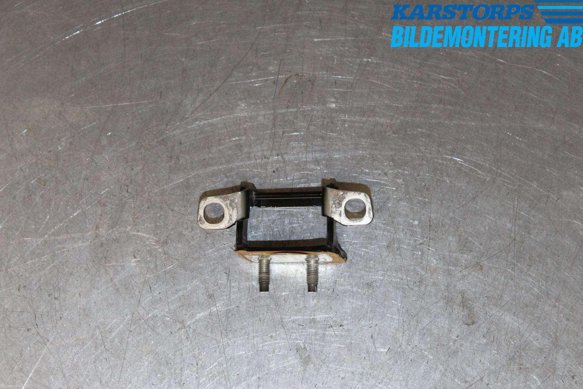 Volvo V60 14-18 Bakluckegångjärn Hö