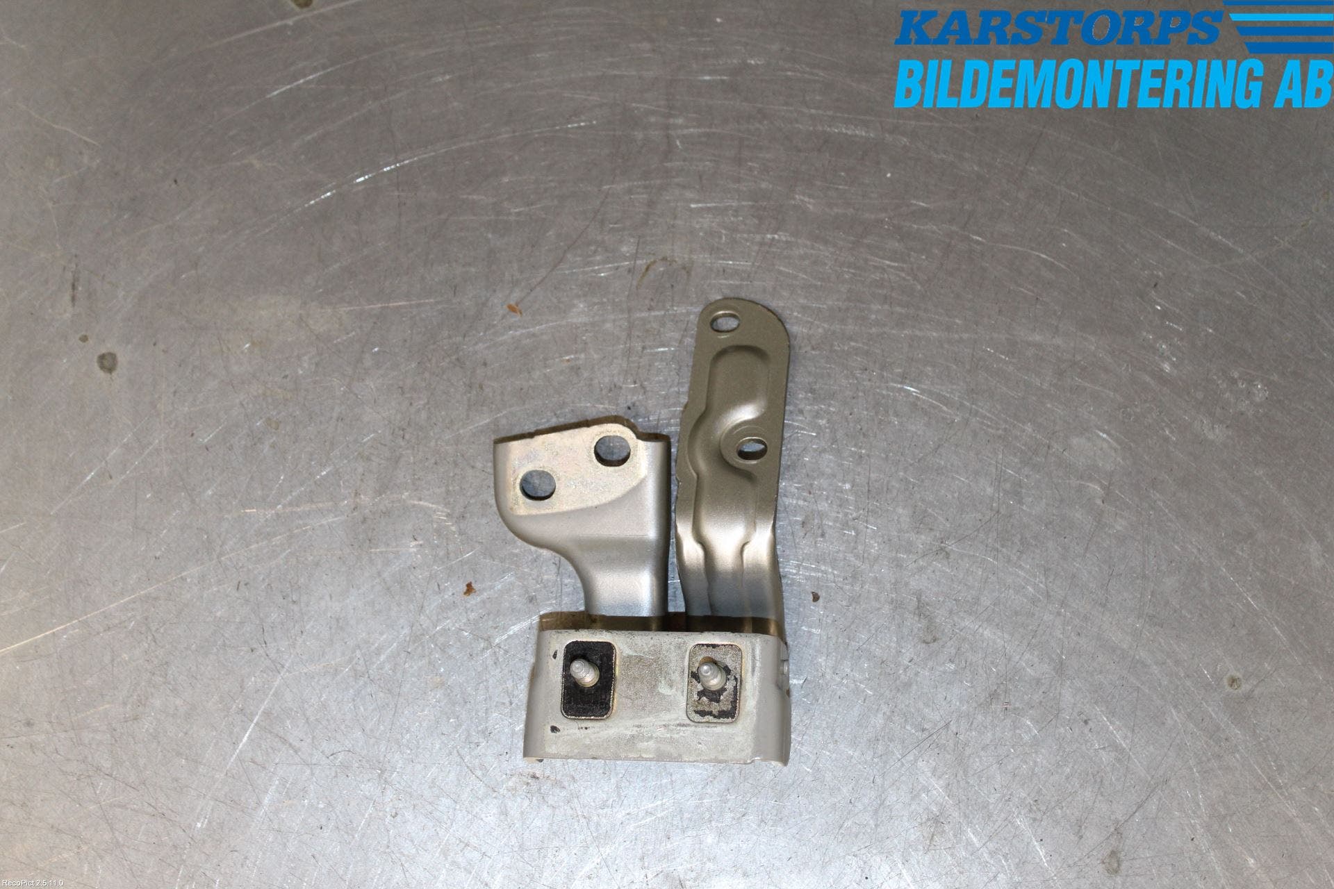 Peugeot 308 08-13 Bakluckegångjärn Hö