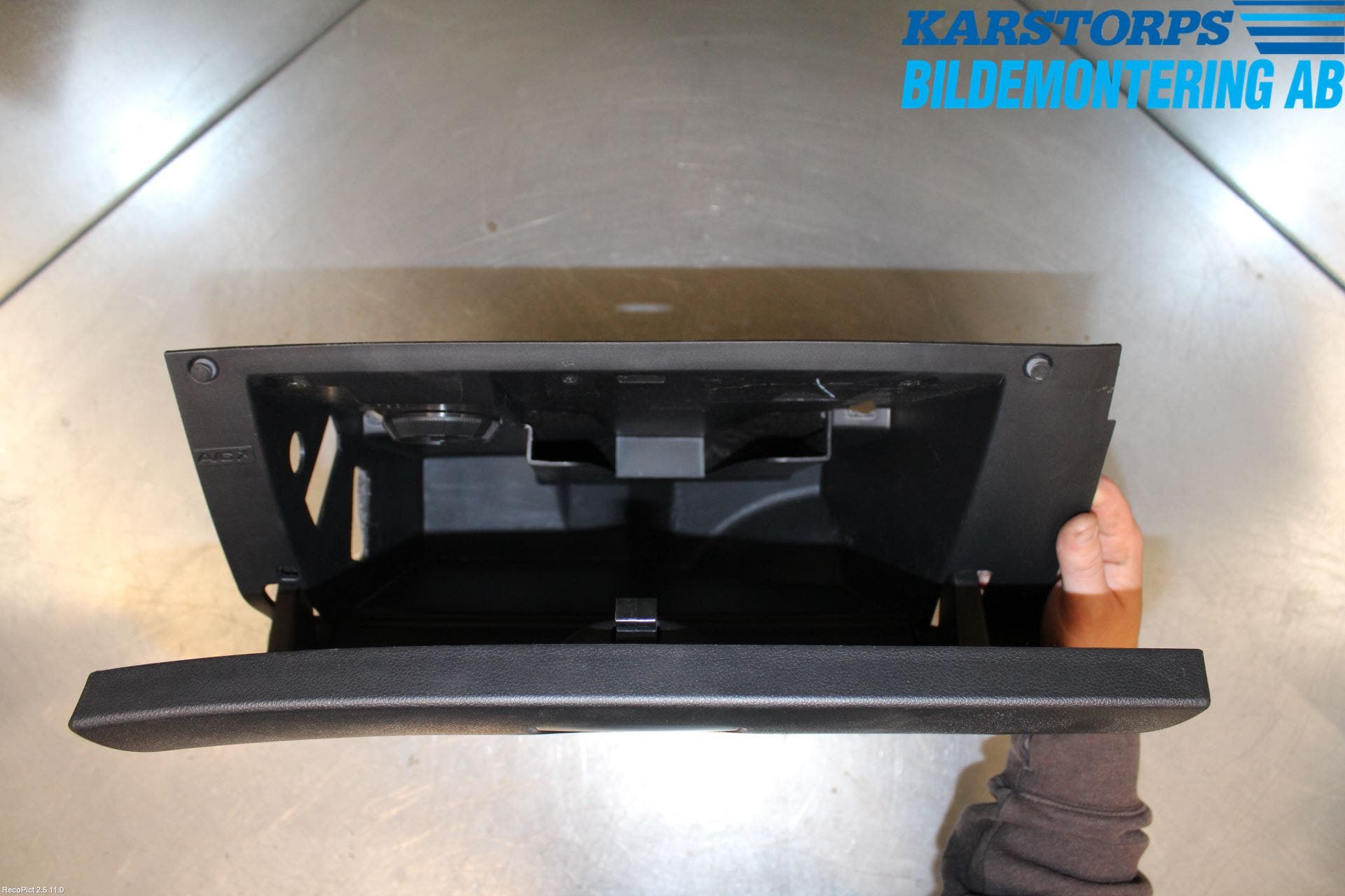 Peugeot 308 08-13 Handskfacklucka